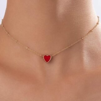 Collier pendentif coeur rouge