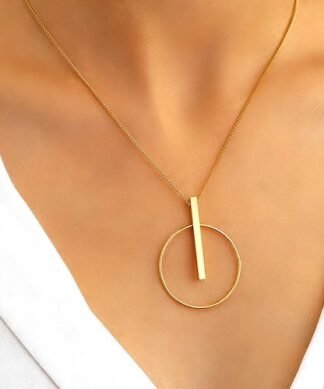 Collier cercle tendance doré avec barre verticale en acier inoxydable