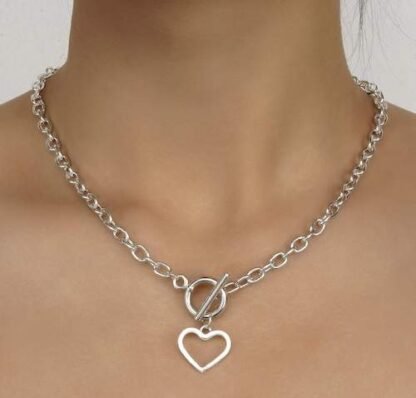 collier court gros maillon coeur