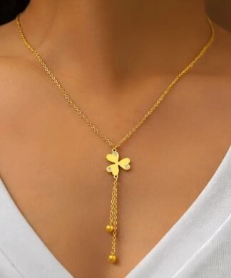 Collier cravate trefle