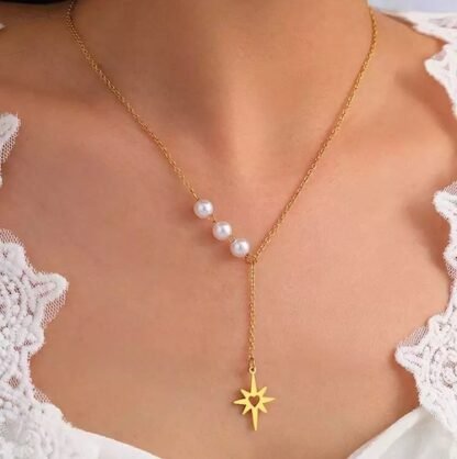 collier en forme y etoile