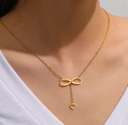 collier infini coeur