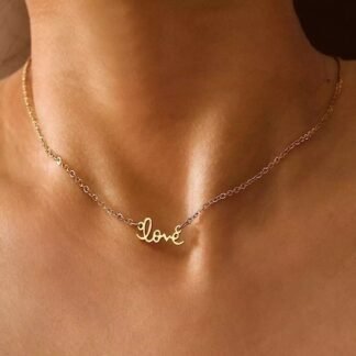 collier lettre love