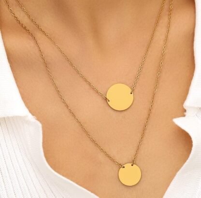 collier medaille tendance 2024