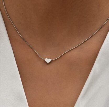 collier minimaliste coeur