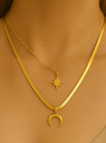 collier superposé avec demi lune et étoile