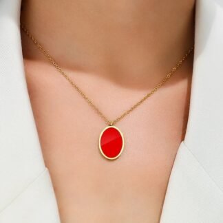 Collier pendentif rouge