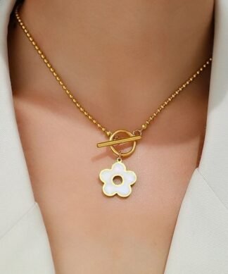 collier ras du cou fleur