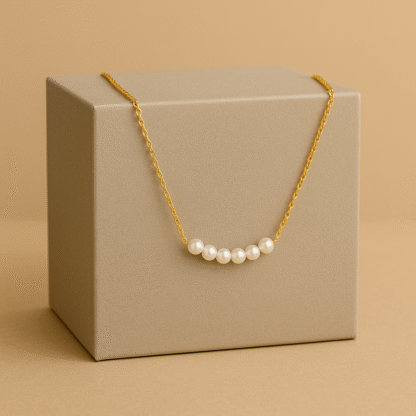 collier ras du cou chaine fine avec perles fantaisie