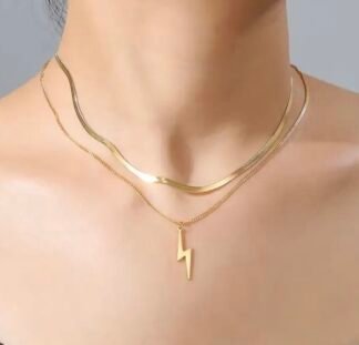 Collier double rang pour femme avec pendentif éclair en acier inoxydable