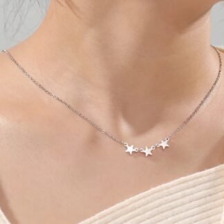 collier trois etoiles