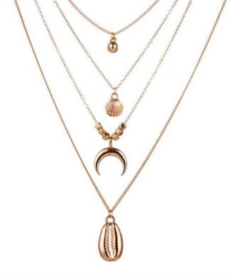 Collier 4 rangs tendance doré avec pendentifs coquillage, lune, perle et coquillage