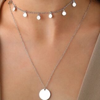 Collier multirangs tendance 2024