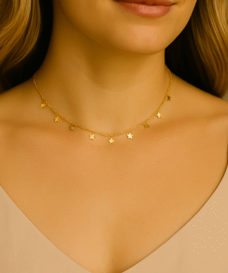 collier minimaliste pour femme avec petites etoiles