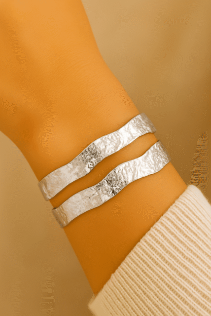 manchette argenté martelé pour femme